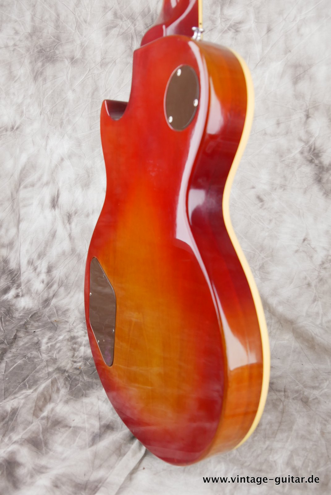 img/vintage/4770/Gibson-Les-Paul Deluxe-1973-cherry-sunburst-008.JPG